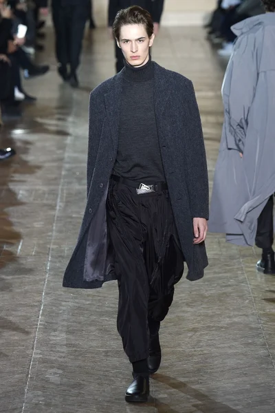 Look 23